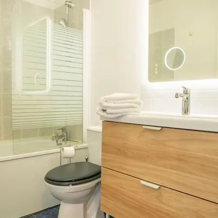 Apartmán Grand 2 Pieces Balcon Parking Porte Paris Aubervilliers